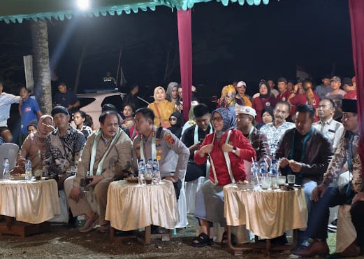 Pagelaran Seni Budaya Ronggeng Amen Hiasi Rangkaian Peringatan Hari Tani Nasional di Pangandaran 