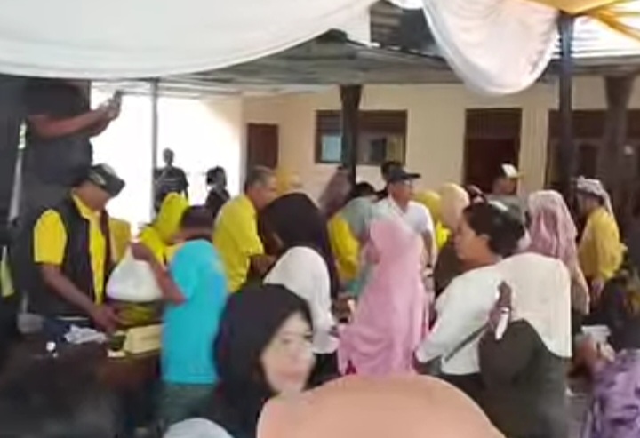 Ribuan Paket Sembako Murah Habis Terjual, Golkar Pangandaran Gelar Baksos HUT ke-61