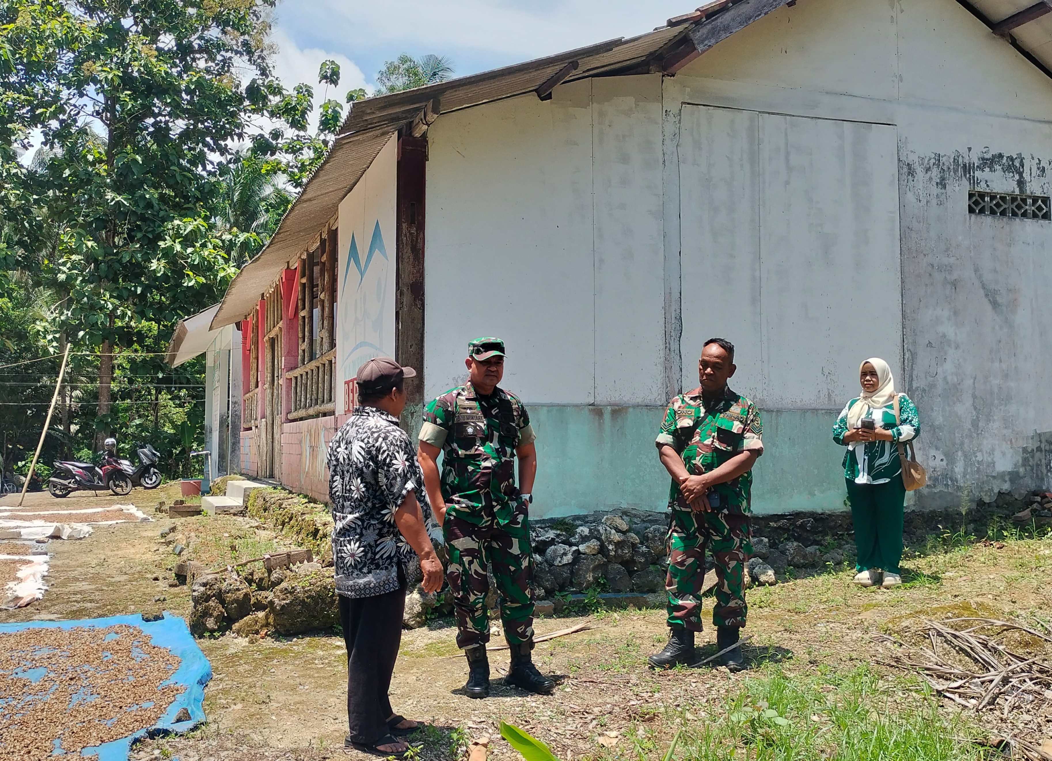 Dandim 0625/Pangandaran Tinjau Lokasi Pembangunan Koperasi Desa Kelurahan Merah Putih